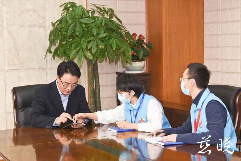 向人口_乡村人口向城市迁移(2)