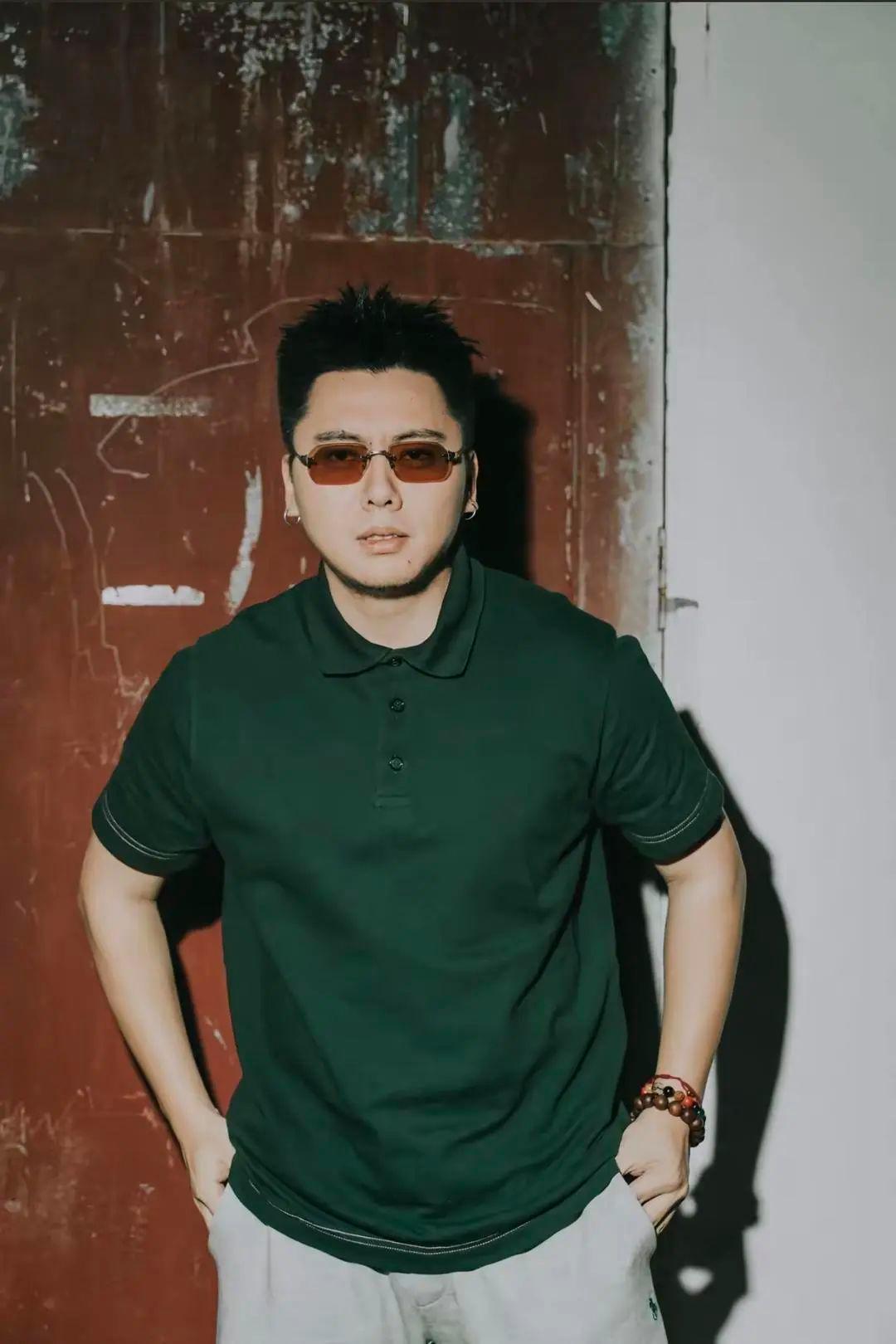 揽佬回应《八方来财》爆红收益过亿 排名超过周杰伦